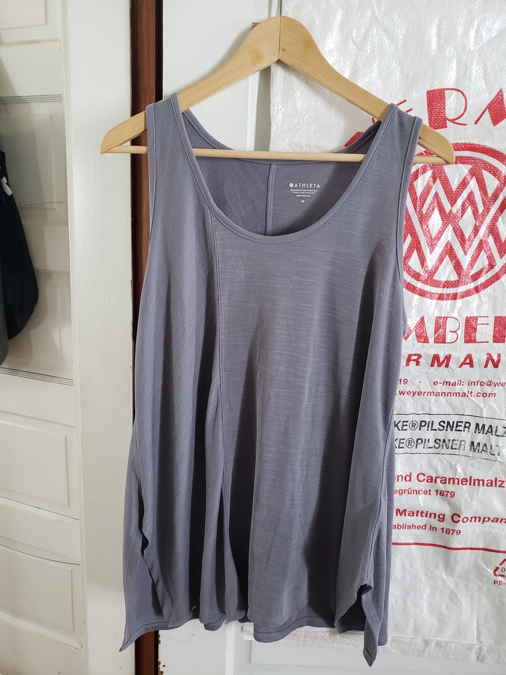 Athleta Swing Tank Top